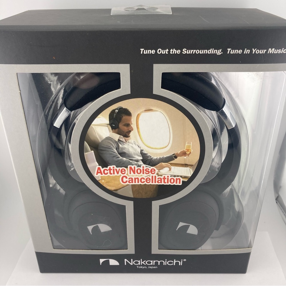 Nakamichi NC40 Noise-Cancelling Headphones